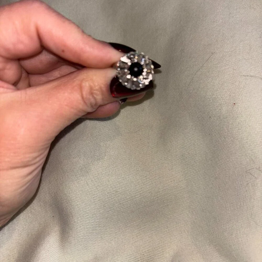 Vintage Sarah‎ Coventry Silver Black Round Flower Medallion Adjustable Band Ring